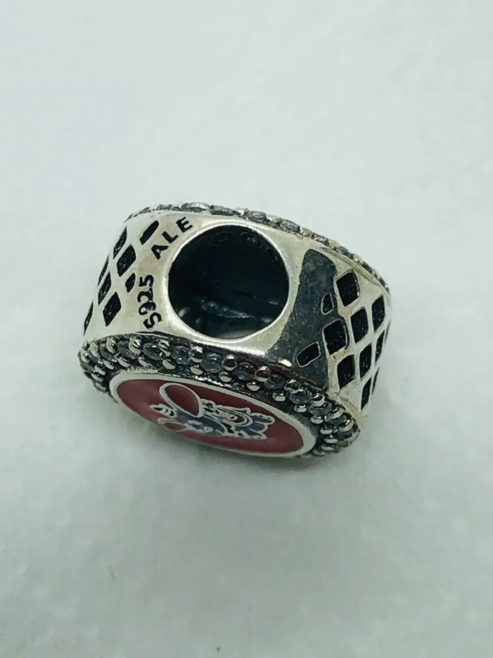 ✨ ✨Disney Park Exclusive Christmas Pandora Charm